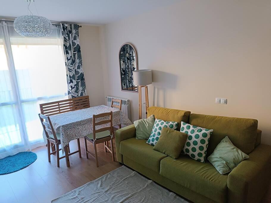 Amplio Apartamento En Sabinanigo - Las Margas Pirineo Aragones מראה חיצוני תמונה